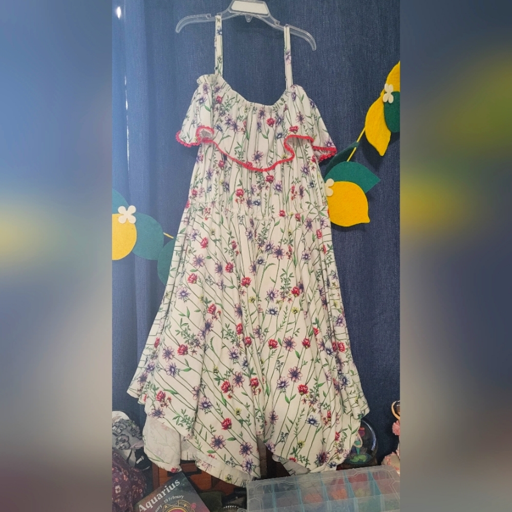 Bcbg dress, size L (14-16) white with flowers